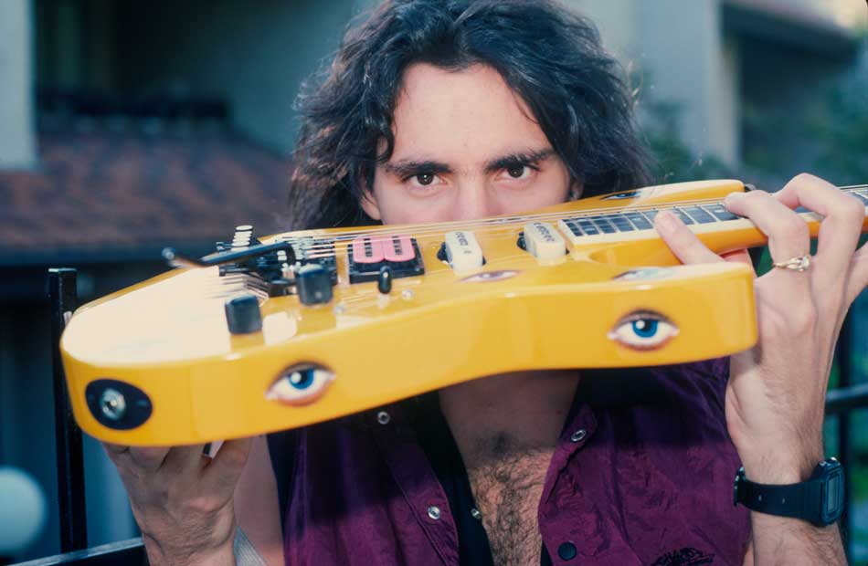 Steve Vai Eye guitar 